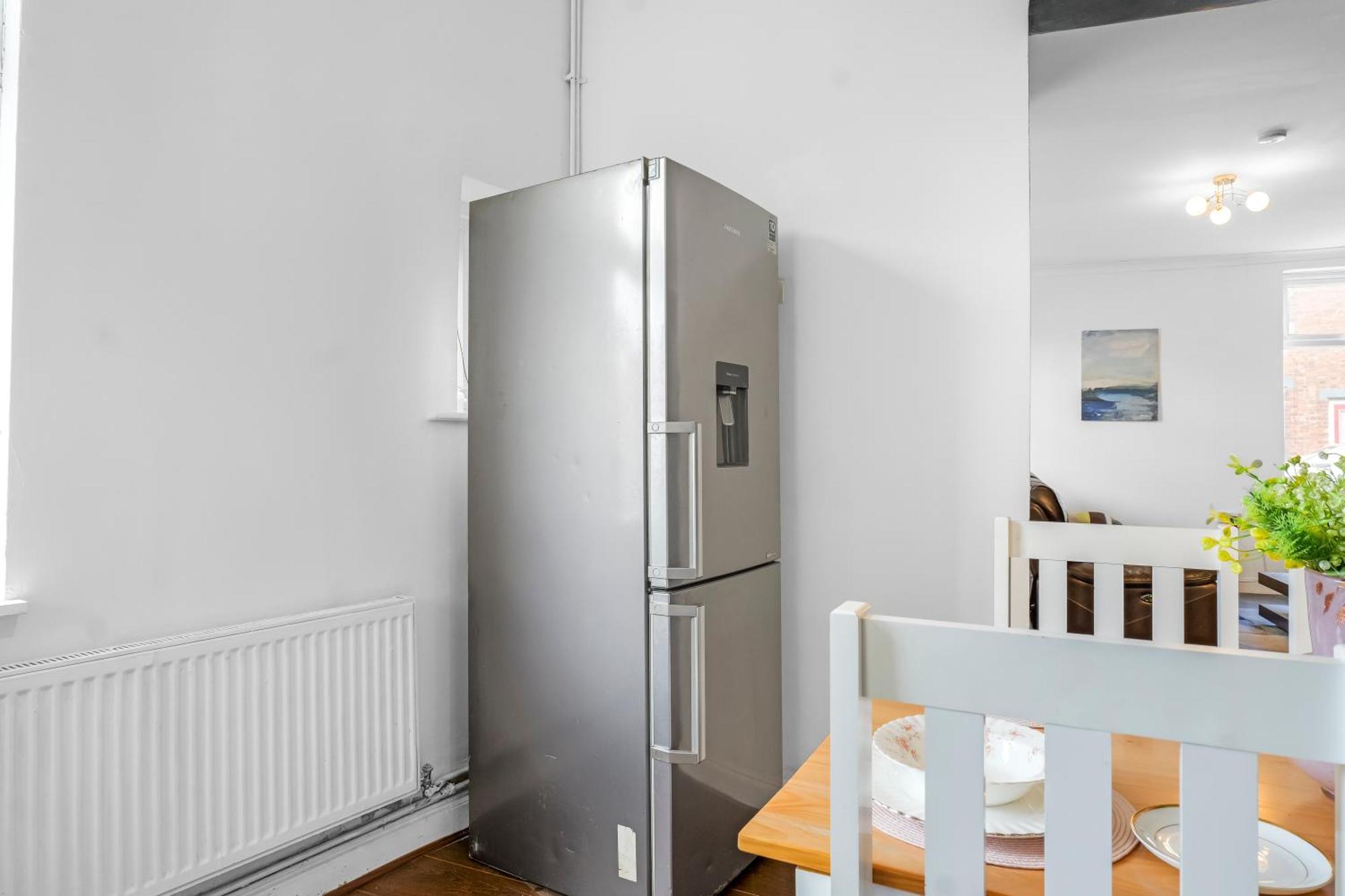Rochdale 3 Bedroom House 2 Bath With Free Parking Sleeps 7 Esterno foto